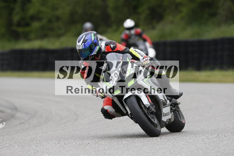 /Archiv-2025/08 20.04.2025 Speer Racing ADR/Gruppe gruen/994